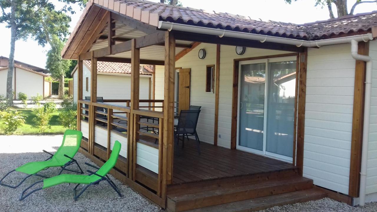 Chalet Avec Piscine Azur المظهر الخارجي الصورة